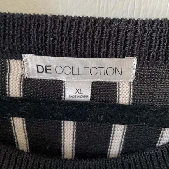 Black and Tan sweater - Picture 4 of 4